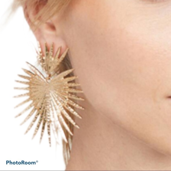 Fashion gold tone  statement drop earrings New - Picture 3 of 4